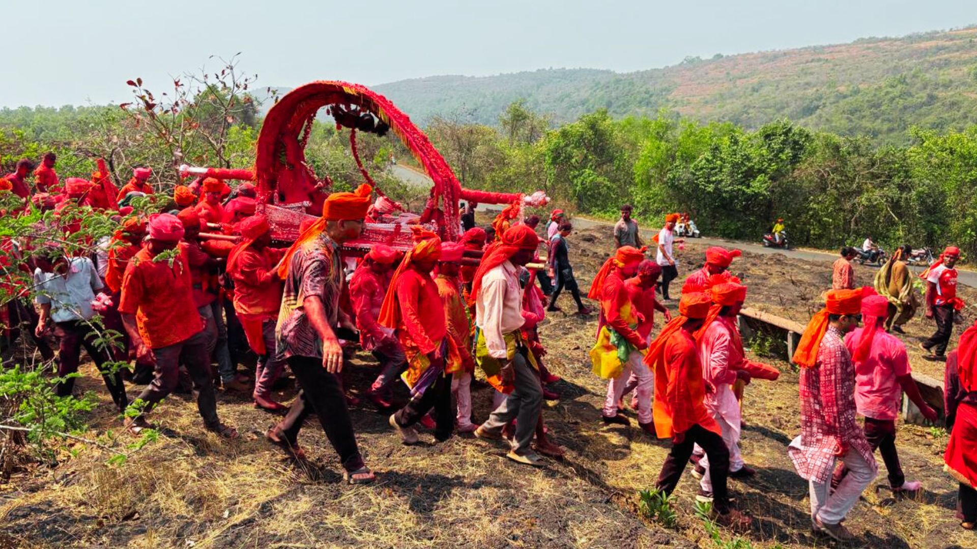 From 'Chitari' to velvet: Inside Goa’s colourful ‘Sotreo’ festival